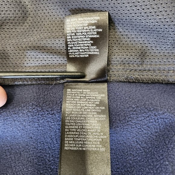 The North Face Black Apex Bionic Jacket Size Medium. - Picture 11 of 11